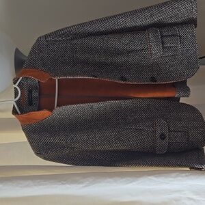 Cropped jacket,EU 40(fits like U.S. 6),brown/beige tweed,burnt orange details.